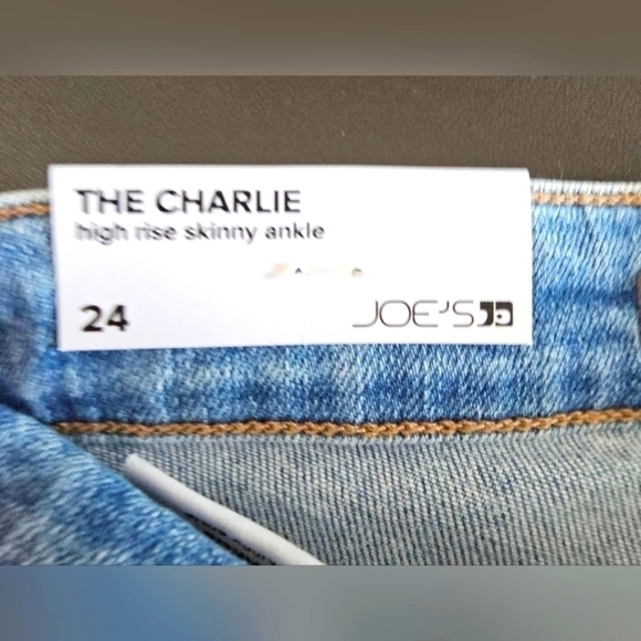 Joe's Jeans 'The Charlie' High Rise Skinny  Flawless Ripped Knee $198 - Picture 11 of 14